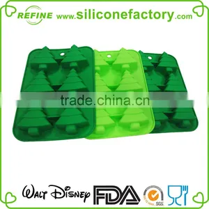 Christmas Promotional Gifts 6 Cavaties Silicone Bakeware in Tree Shape thumbnail-6
