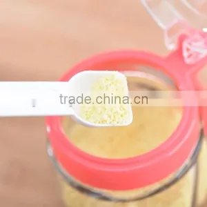 2016 Hot Sale High Kitchen Colored Quality Glass Spice Jar With Spoon thumbnail-3