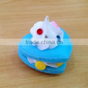 Plastic Macaroon for Decoration or Display in Cake Shop thumbnail-1