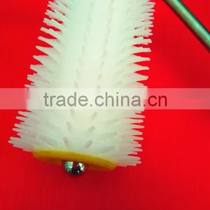 Honey Bee Tool Uncapping Fork With Wooden Handle for Honey Comb Thick thumbnail-1