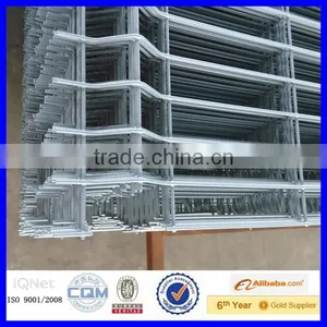 1/2-inch Welded Wire Mesh Fence / Garden Wire Mesh Fence / PVC Fening Small Garden Fence thumbnail-1