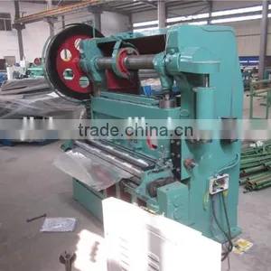 Expanded Diamond Punching Hole Metal Mesh Machine thumbnail-3