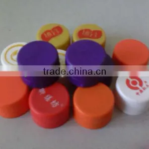 Automatic Cap Liner Punching Inserting Machine thumbnail-1