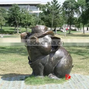 Funny Bronze Lying Small Pig Sculpture for Park Decor thumbnail-3