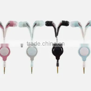Retractable Earphones and Headphone for Mp3, Radio, Multimedia Players thumbnail-1