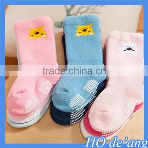 Hogift Cartoon Baby Warm Autumn and Winter Cotton Socks Dispensing Non-slip Socks Terry Baby Socks MHo-207 thumbnail-2