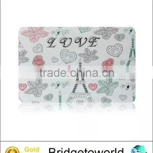 Beautiful Flowers Plastic Folio Cover for Macbook thumbnail-1