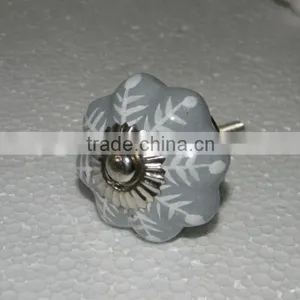 Knobs thumbnail-1