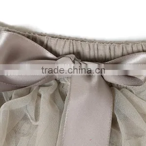 Summer Hot Baby Girl Short Pants Girls Pom Shorts Wholesale Baby Knit Ruffle Shorts thumbnail-6
