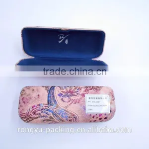 Aluminum Hard Shell Reading Fabric Glasses Case thumbnail-3