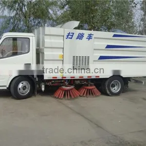 Euro 4 Dongfeng 4x2 Diesel 95hp New Small Street Sweeper thumbnail-2