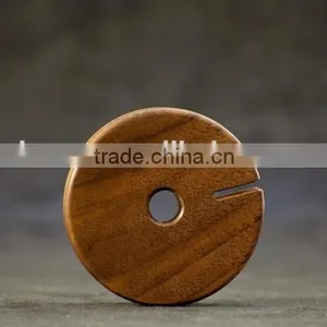 Wooden Earphone Holder thumbnail-4