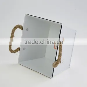 China Factory Low Price Lead Free Metal Personalized Large Decorative White Printing Character Flower Pot thumbnail-3