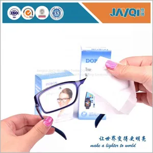 Optical Lens Cleaning Wet Wipes thumbnail-1