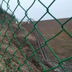 Hot Dipped Galvanized Cyclone Wire Mesh 8 ft Chain Link Fence Roll Pvc Chain Link Fence thumbnail-1