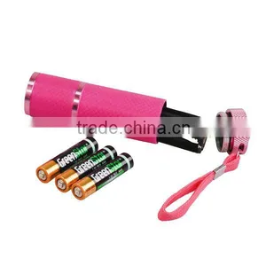 9LEDs Aluminum Glow in the Dark LED Flashlight thumbnail-4