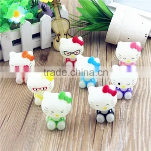 Hot Sale Cute Plastic Figure Toys thumbnail-4