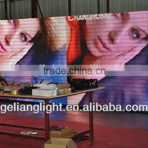 High Resolution Indoor P4 SMD Tricolor LED Display Screen thumbnail-6