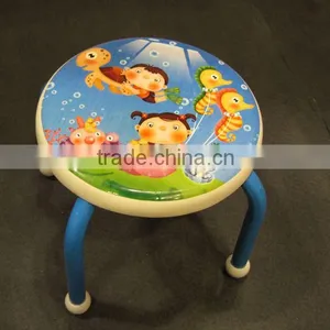 Kid's Chair thumbnail-1
