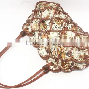 China Wholesale Handbag Distributors Novel Fashion Ladies Fashion Style thumbnail-2