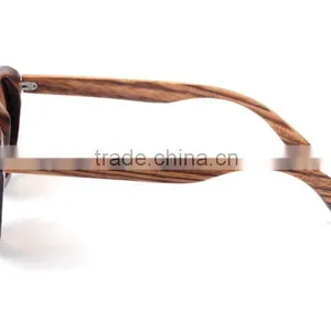 New Style Handmade Natural Bamboo Wood Round Frame Wooden Sunglasses for Women thumbnail-4