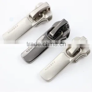 Professional Fashion Plastic Metal Zipper Slider Wholesale OEM Zipper Slider thumbnail-5