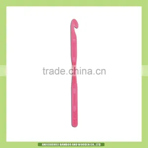 9pc Colorful Plastic Crochet Hook Set 15cm thumbnail-1