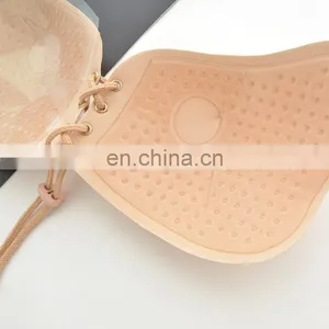 Seamless Silicone Women Adhesive Fly Bra Wholesale thumbnail-4