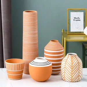 Red Color Stripe Ins Nordic Modern Style Fresh Flower Ceramic Vase For Showroom thumbnail-3