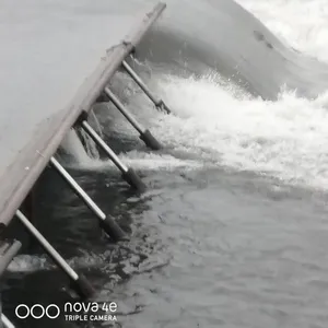 Movable Collapsible Water-Filled Barrier for Temporary River Flood Control thumbnail-4