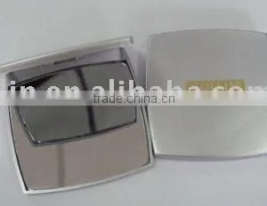 Compact Plastic Makeup Mirror thumbnail-1