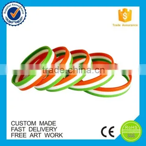 Newest Eco-friendly Charm Custom Lover Silicone Bracelet thumbnail-4