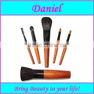 High Quality Beauty Needs Kabuki Makeup Brush Set Factory thumbnail-1