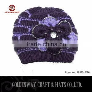 Hot Selling Women Knitted Beanie With Big Flower thumbnail-2