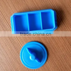 Pet Drinking Fountain 500ml Drinking Bottle Dog Feeding Bottle With Hook thumbnail-6