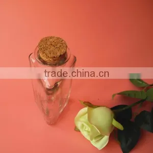 Novely Triangle Shape Glass Storage Bottle With Cork thumbnail-2