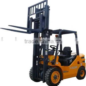 3T 6M Chinese Engine Diesel Powered Forklift With Automatic Transmission thumbnail-1