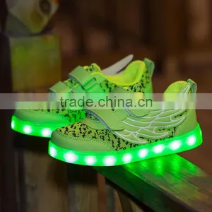Hot Selling 2017 LED Kids Yeezy Light Shoes Glowing Flashing Shoes thumbnail-6