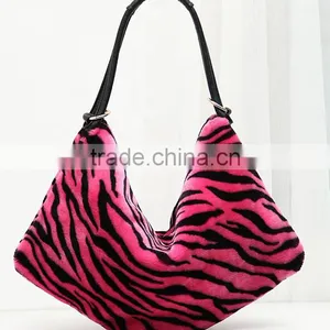 European Style 2017 Fashion Artificial Fur Handbag Beautiful Women's Winter Shoulder Bags thumbnail-1