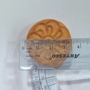 Quality Baked Filling Sandwich Biscuit With Chocolate, Milk, Strawberry and Peanut Flavour thumbnail-2