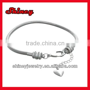 High Quality 3mm Snake Chain Bracelet With Heart Charm Wholesale thumbnail-1