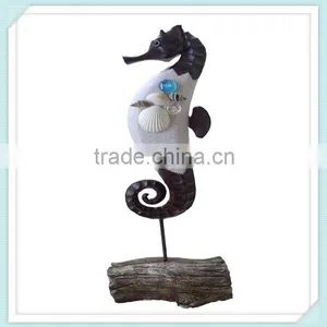 Hot Sell Resin Craft in Seahorse Shape for Home Decoration thumbnail-3