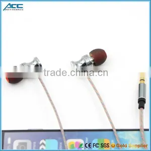 Low Price Metal Stereo in Ear Earphone Wired Headphone With Mic thumbnail-1