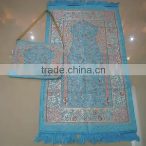 BT-804 New Design Polyester Muslim Prayer Rugs With Bag Muslim Carpet thumbnail-6