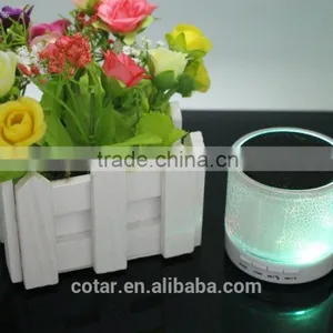 2016 Portable Mini Bluetooth Speaker With Fm Radio/Flash Light thumbnail-2