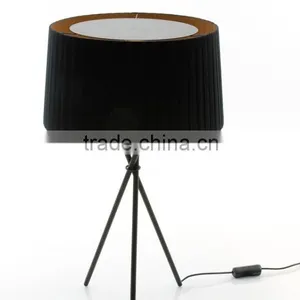 White, Black, Red Folded Fabric American Style Table Lamp With Acrylic Top Diffuser thumbnail-2