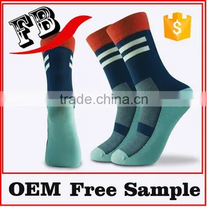 OEM High Quality Custom Cycling Socks Sport Socks Tube Socks for Man thumbnail-1