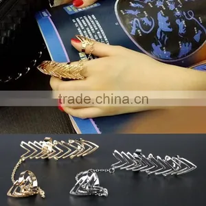 Alli Express Geometry Triangle Rings Engagement Ring thumbnail-1