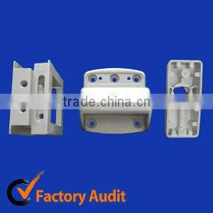 Cast Door Lock and Parts thumbnail-3