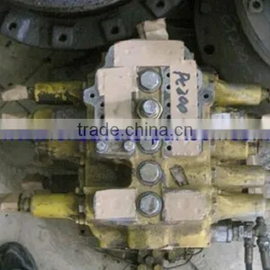 PC200-5 MAIN CONTROL VALVE 709-79-22400 , USED thumbnail-1